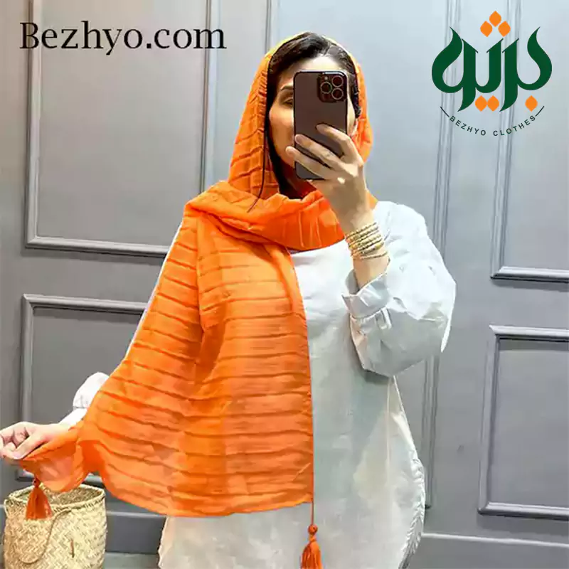 شال پلیسه منگوله مرواریدی دارای رنگ نارنجی